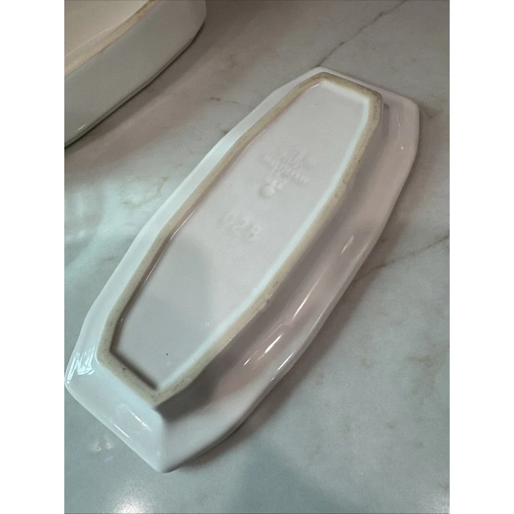 Pfaltzgraff Heritage White Stoneware Stick Butter Dish‎  with lid Vintage
